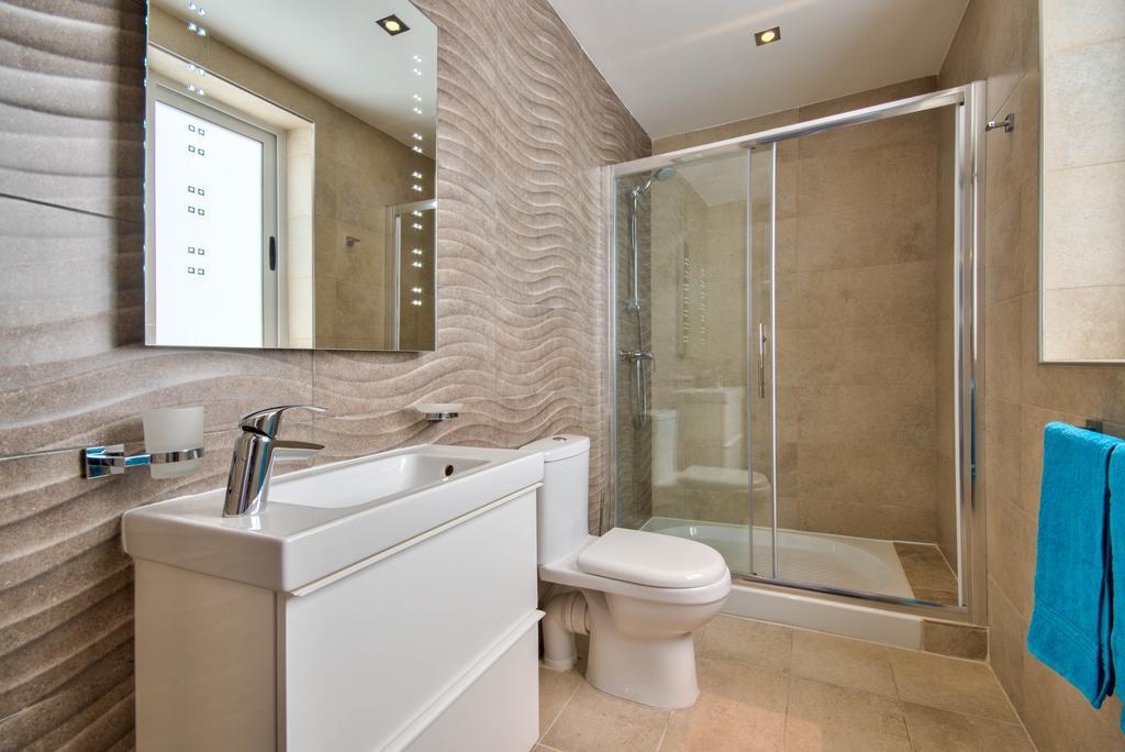 Villa Gaia - Sunset Views, Indoor Heated Pool, Sauna And Games Room Mellieha Exterior photo