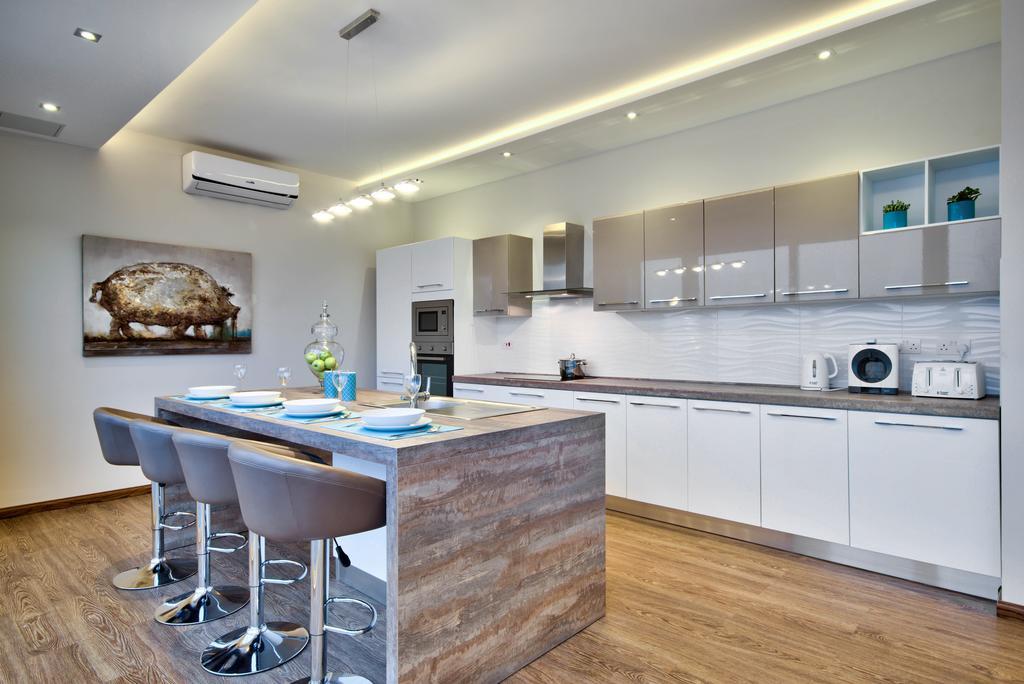 Villa Gaia - Sunset Views, Indoor Heated Pool, Sauna And Games Room Mellieha Exterior photo